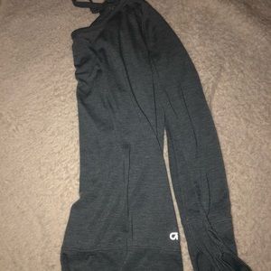 Gap Fit | Open-back Workout Shirt